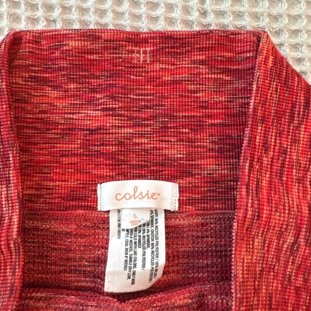 Colsie Reddish Orange High Waisted Seamless Biker Shorts - Picture 3 of 5